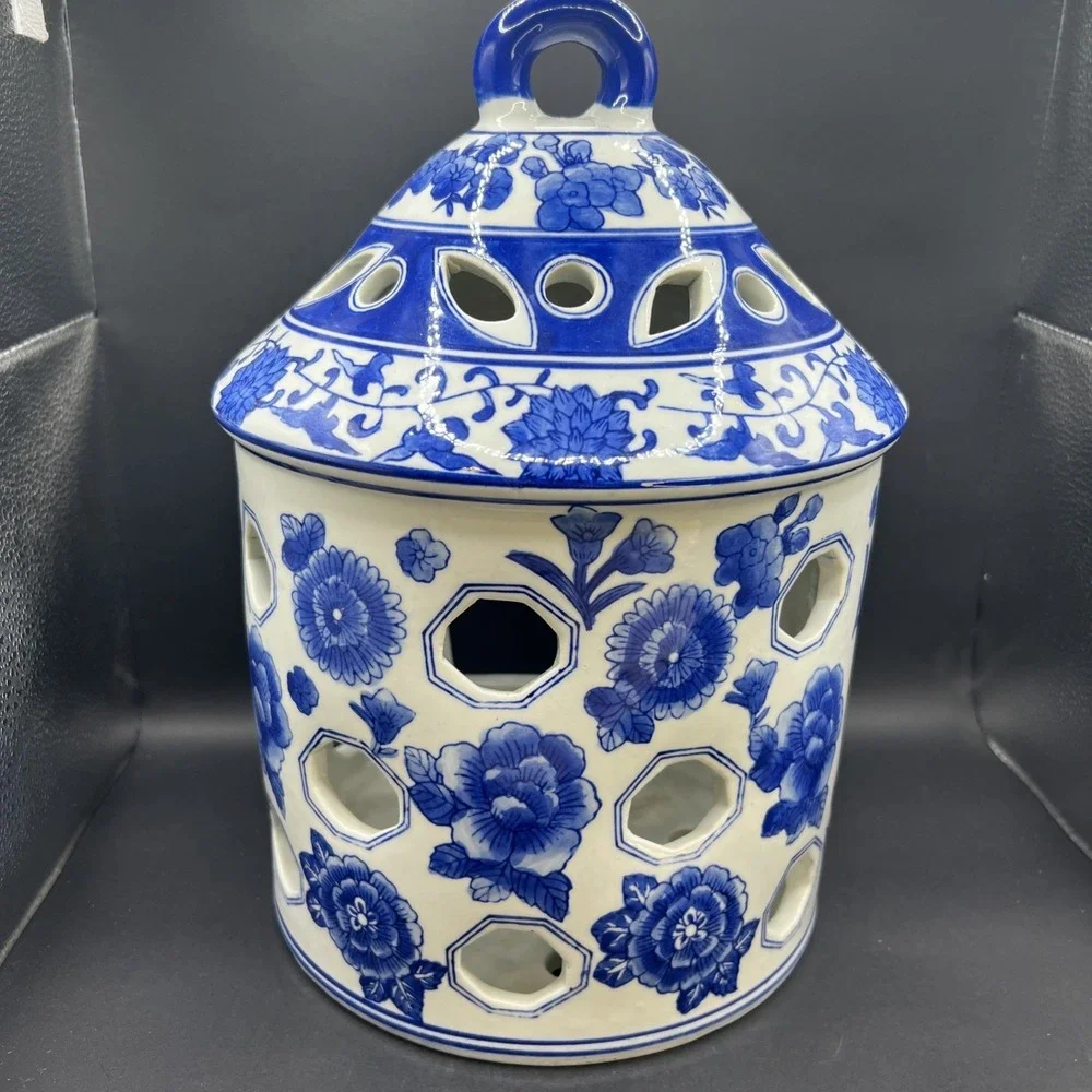 Vintage Blue & White Porcelain Birdhouse Lantern Candle Holder Chinoiserie 12